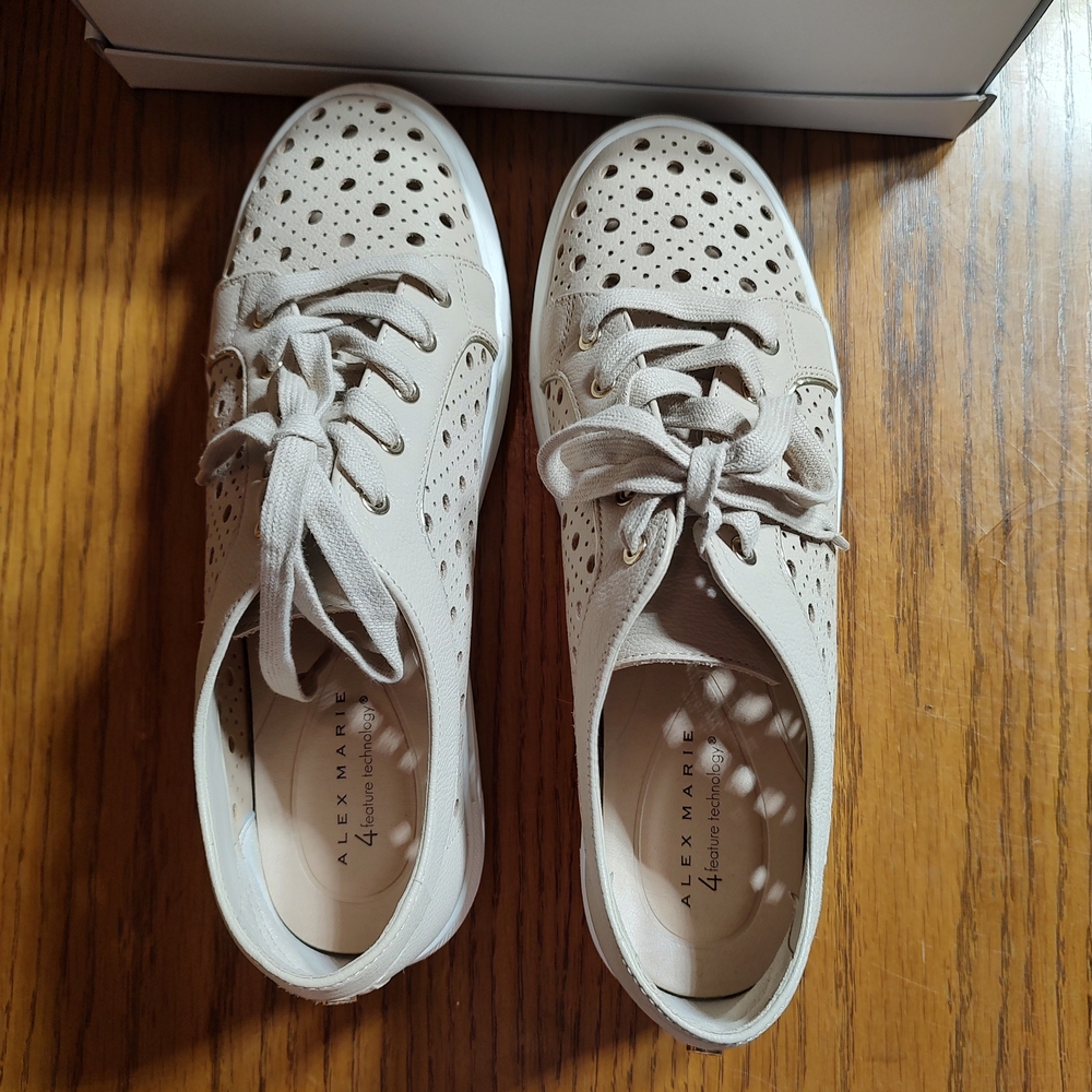Alex Marie Tan Lace-Up Women's Shoes Size 11